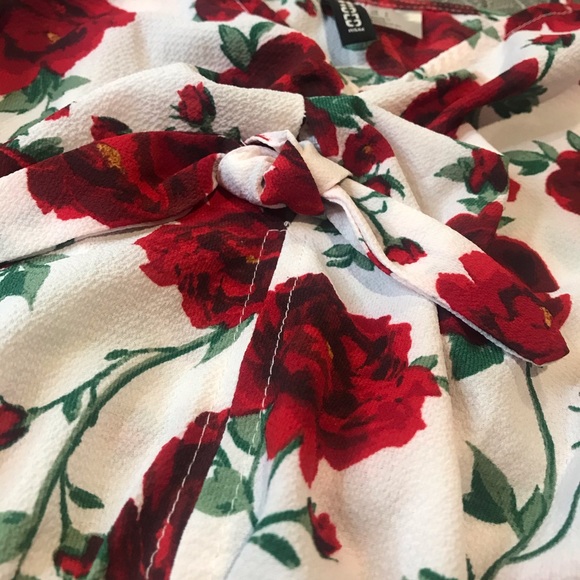 H&M Rose Blouse 🌹 - Picture 7 of 10